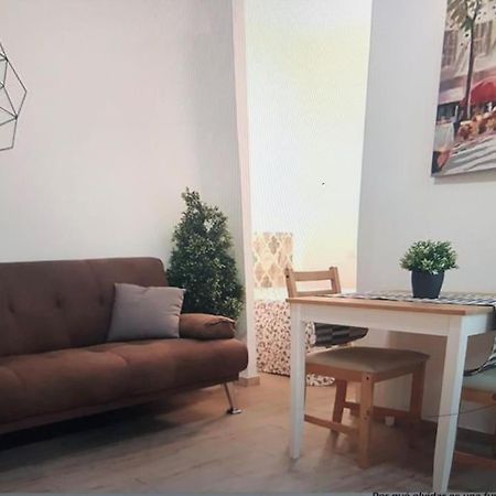 Sebastian Elcano, Apartamento Para 2 Con Terraza, Metro Embajadores Madrid Exteriér fotografie